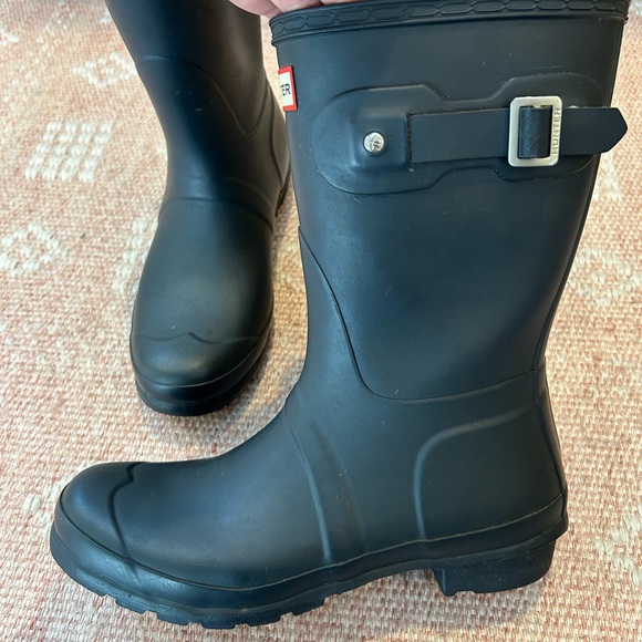 Hunter Boots, Navy, Size 10 - Picture 2 of 6